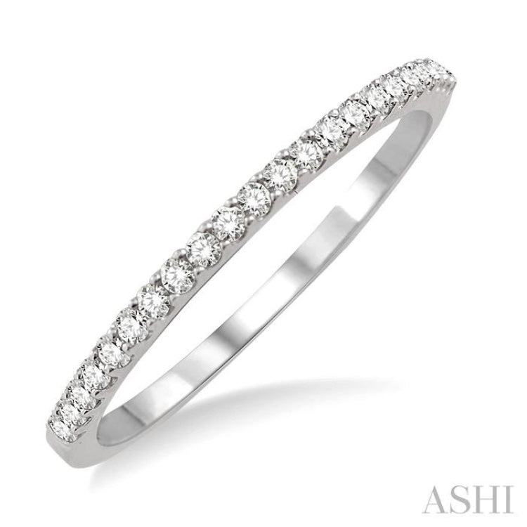 1/5 ctw Round Cut Diamond Wedding Band in 14K White Gold