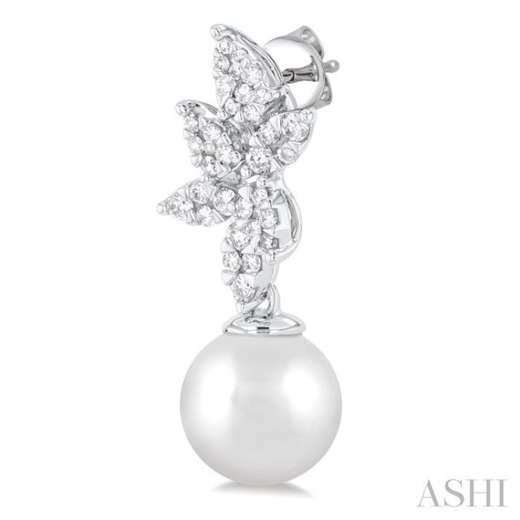 Pearl パンデイロ yumiy Pearl & Petite Diamond Huggie Fashion Earrings