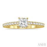 1/5 ctw Princess Shape Round Cut Diamond Semi Mount Engagement Ring in 14K Yellow Gold
