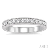 1/2 Ctw Round Cut Diamond Wedding Band in 14K White Gold