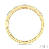 1/2 Ctw Flush Set Round Cut Diamond Fashion Band in 14K Yellow Gold
