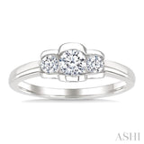 1/2 Ctw 3-Stone Round Cut Diamond Fashion Ring in 14K White Gold