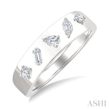 1/4 Ctw Mixed Cut Diamond Bold Fashion Ring in 14K White Gold