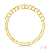 1/4 Ctw Circular Mount Round Cut Diamond Cluster Fashion Band in 14K Yellow Gold