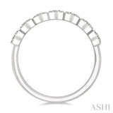 1/4 Ctw Circular Mount Round Cut Diamond Cluster Fashion Band in 14K White Gold