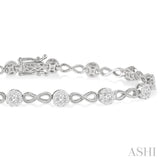 1 1/2 Ctw Lovebright Round Cut Diamond Infinity Link Bracelet in 14K White Gold