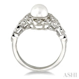 Pearl & Diamond Fashion Ring