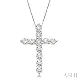 3/4 Ctw Round Cut Diamond Cross Pendant in 14K White Gold with Chain