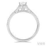 Round Shape Semi-Mount Diamond Engagement Ring